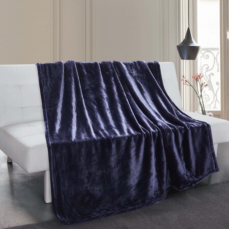 Thesis Oversized Solid Velvet Throw